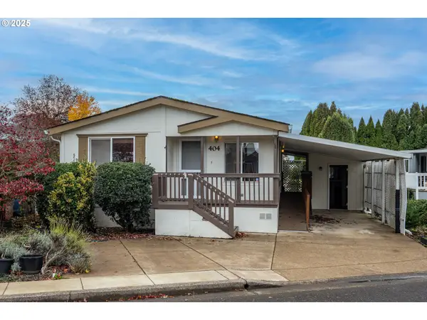 1199 N Terry St #404, Eugene, OR 97402