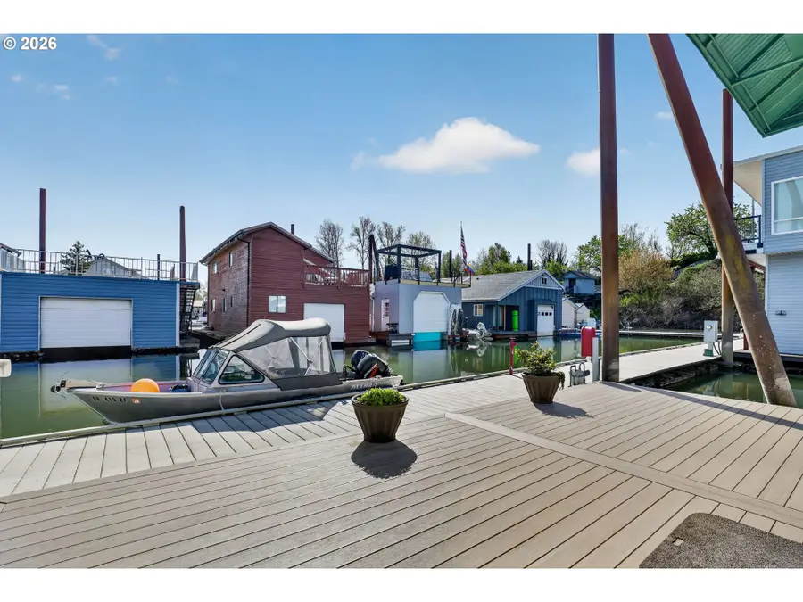 19609 NE Marine Dr #D3, Portland, OR 97230 - #3