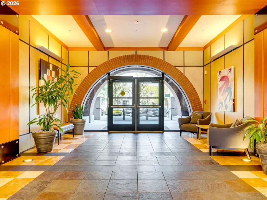 726 NW 11th Ave #104, Portland, OR 97209 - #3