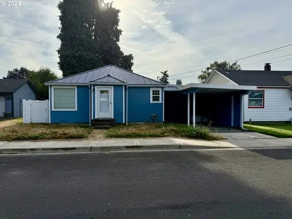 766 Hoffman St, Woodland, WA 98674