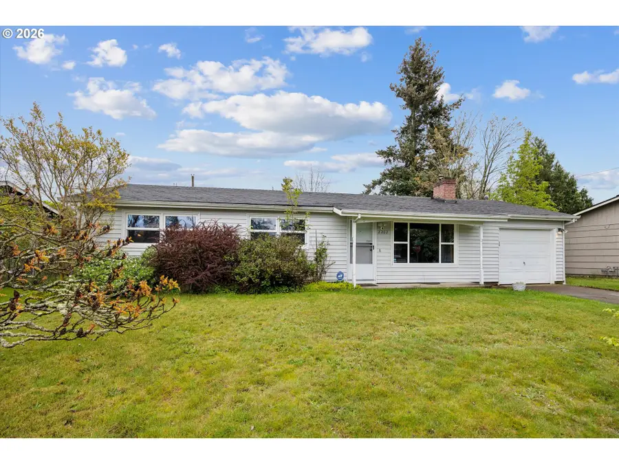 2202 SE 178th Pl, Portland, OR 97233 - #2