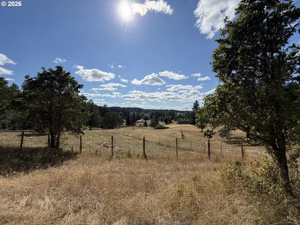 Lusk Rd, Eugene, OR 97405