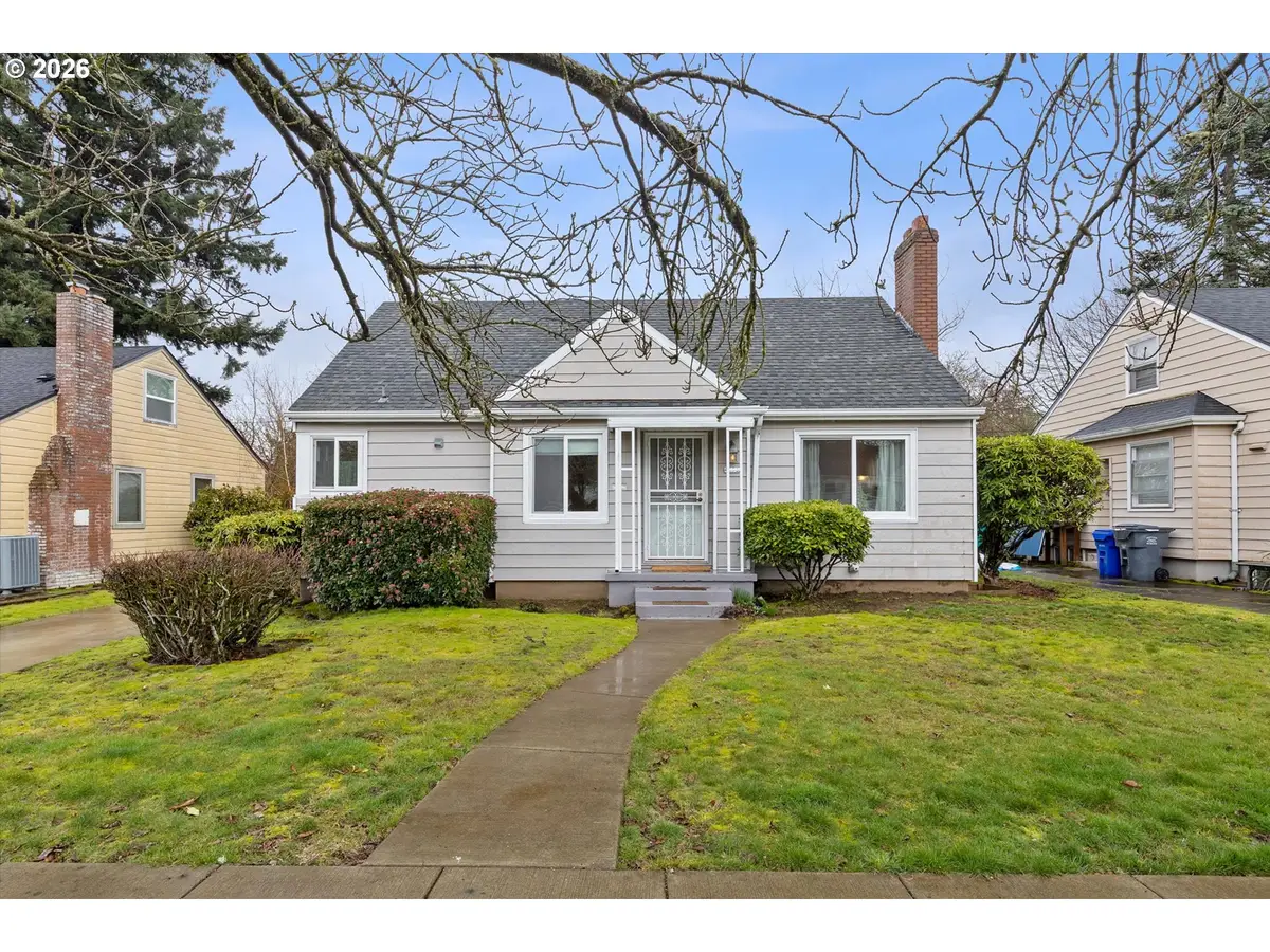 4773 N Yale St, Portland, OR 97203 - #1