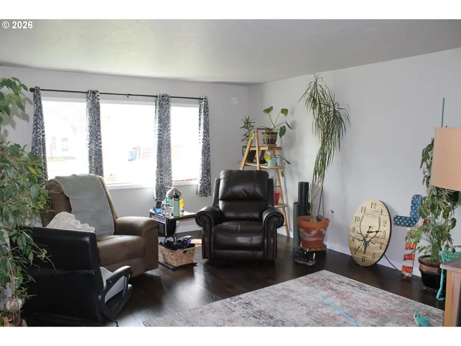 2320 21st St, Baker City, OR 97814 - #3