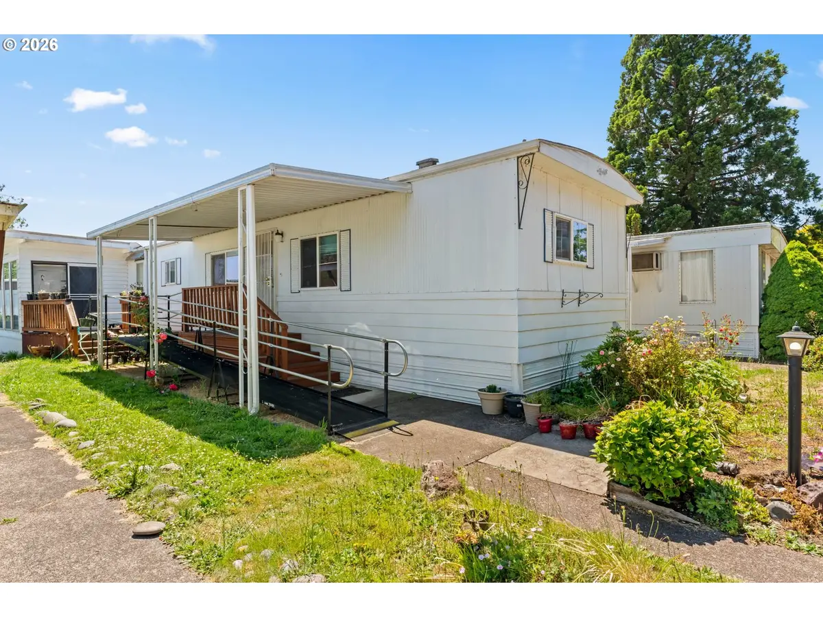 205 S 54th St #8, Springfield, OR 97478 - #1
