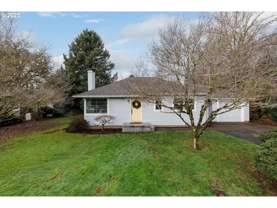 11805 SW Lincoln Ave, Portland, OR 97223 - Image #2