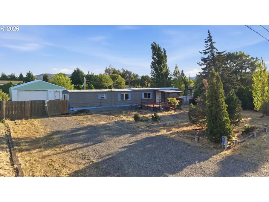 408 6th Ave, Dallesport, WA 98617 - #2