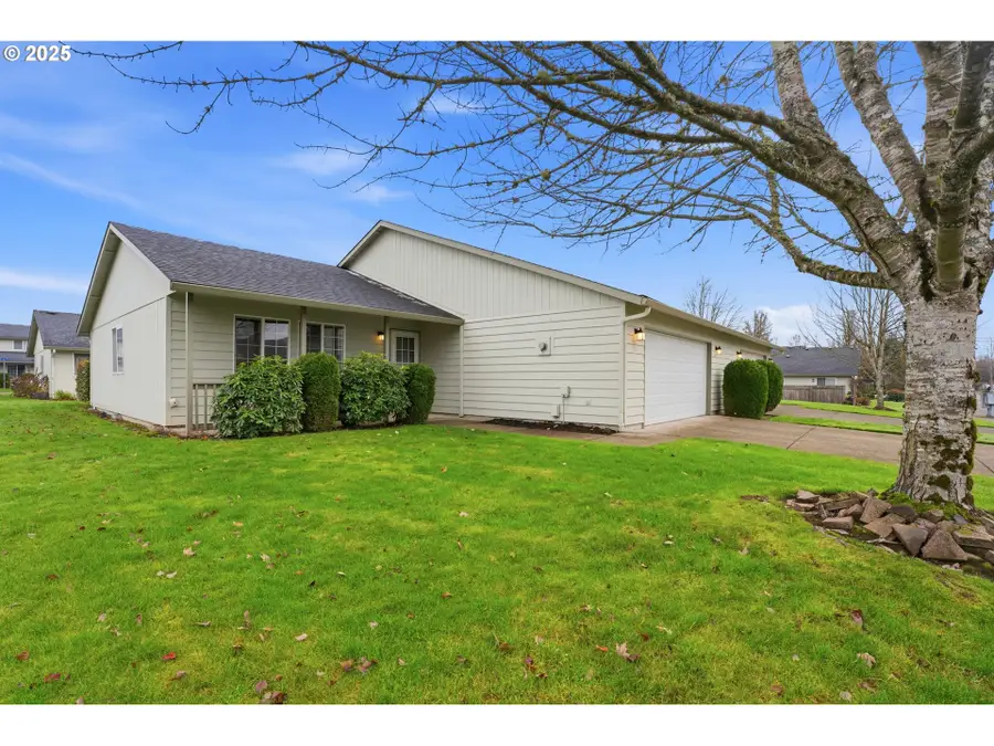 511 SE Clark Ave, Battle Ground, WA 98604 - Image #2