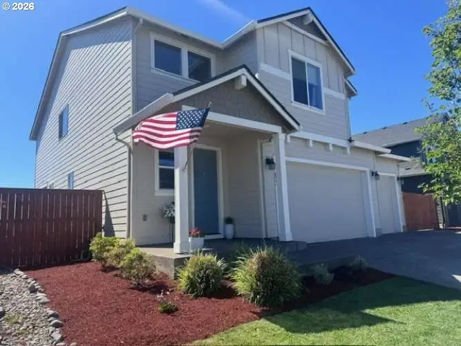 853 Farmington Dr, Junction City, OR 97448 - #2