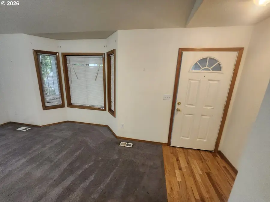 8330 NE 16th St, Vancouver, WA 98664 - #3