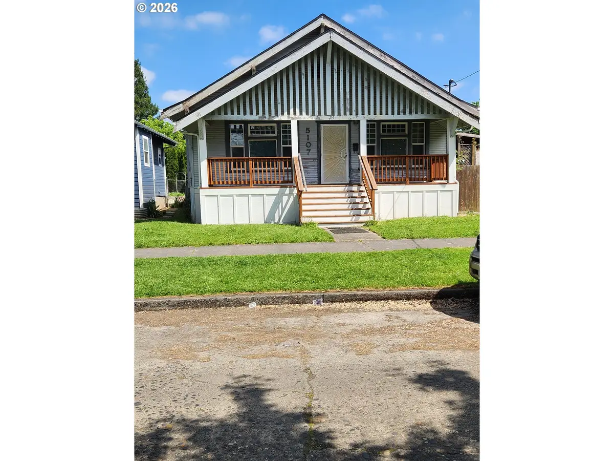 5107 N Vanderbilt St, Portland, OR 97203 - #1
