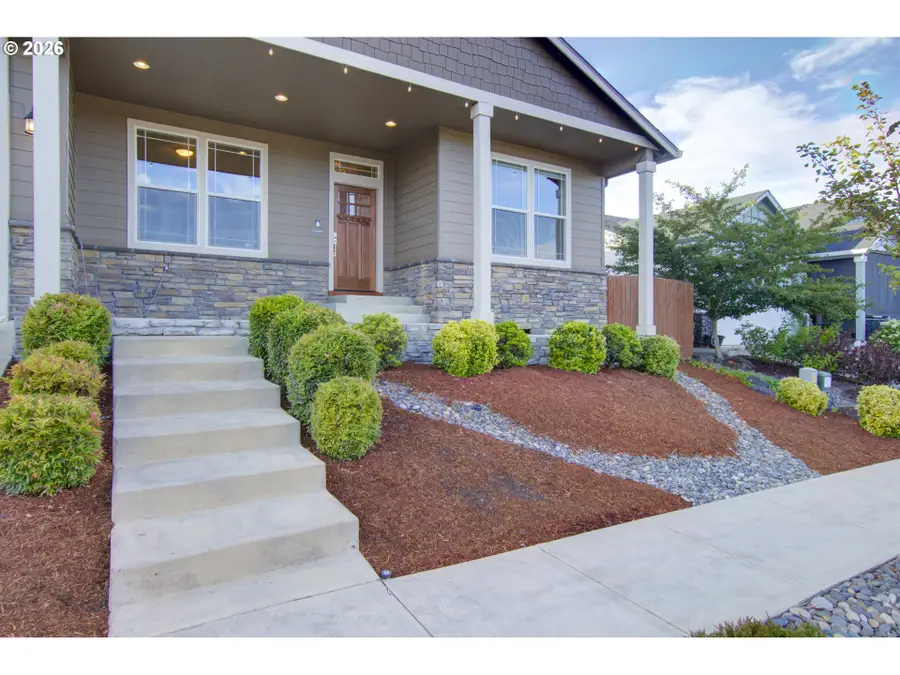 310 NE 17th St, Battle Ground, WA 98604 - #2