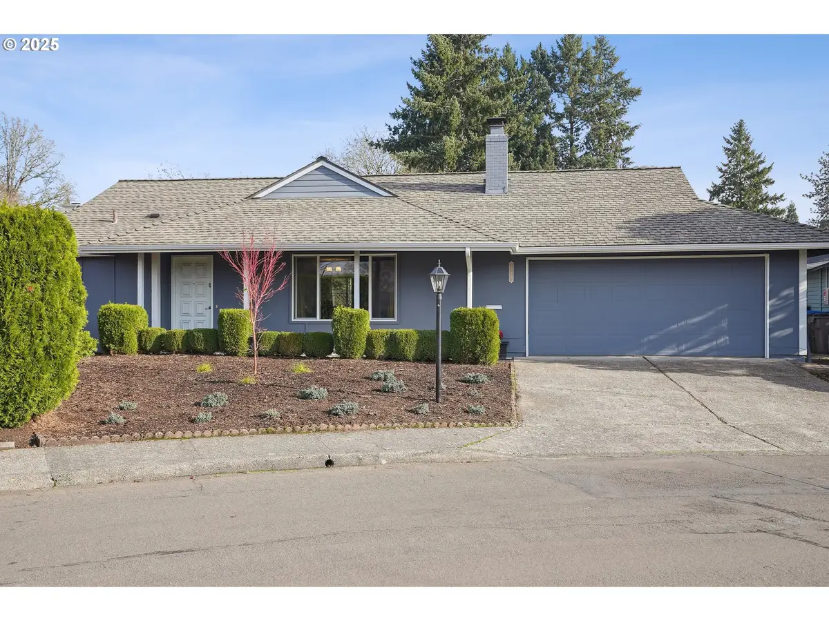 15920 SW Century Oak Cir, Tigard, OR 97224 - Image #1