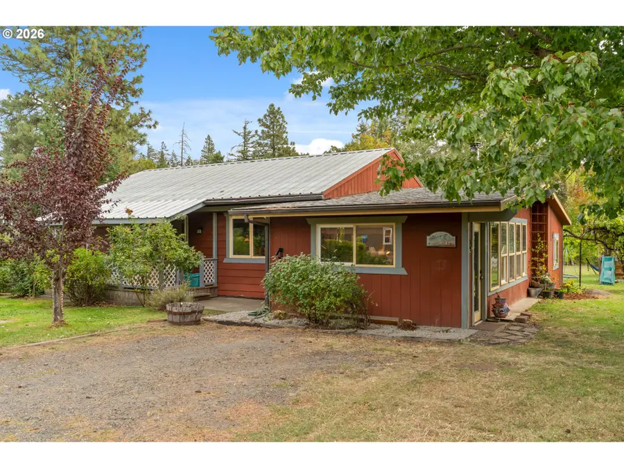 1395 Rockford Rd, Hoodriver, OR 97031 - #2