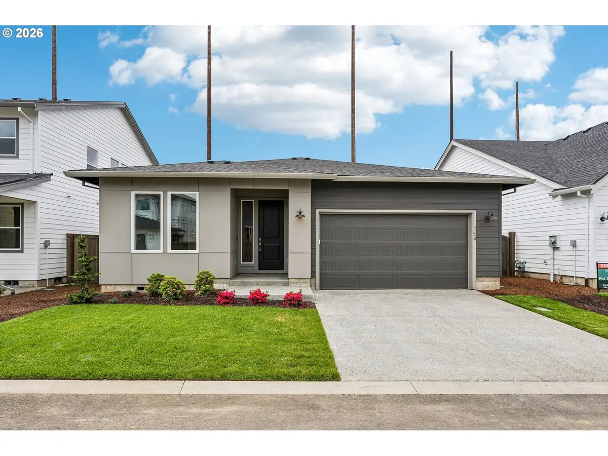 754 Magnolia Ave, Woodburn, OR 97071 - #1