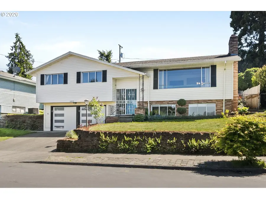 10818 SE Clay St, Portland, OR 97216 - #3