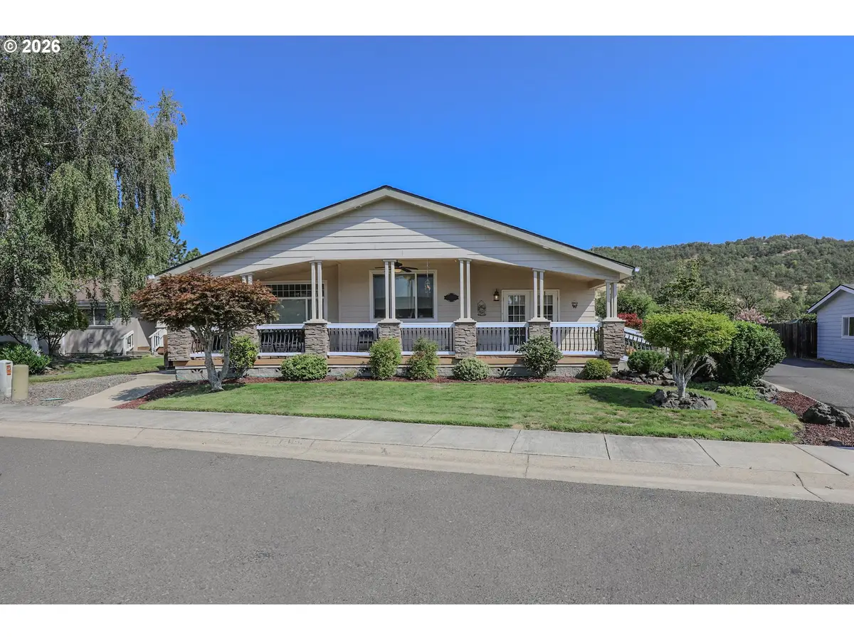 136 Jacob Hale Way, Roseburg, OR 97471 - #1