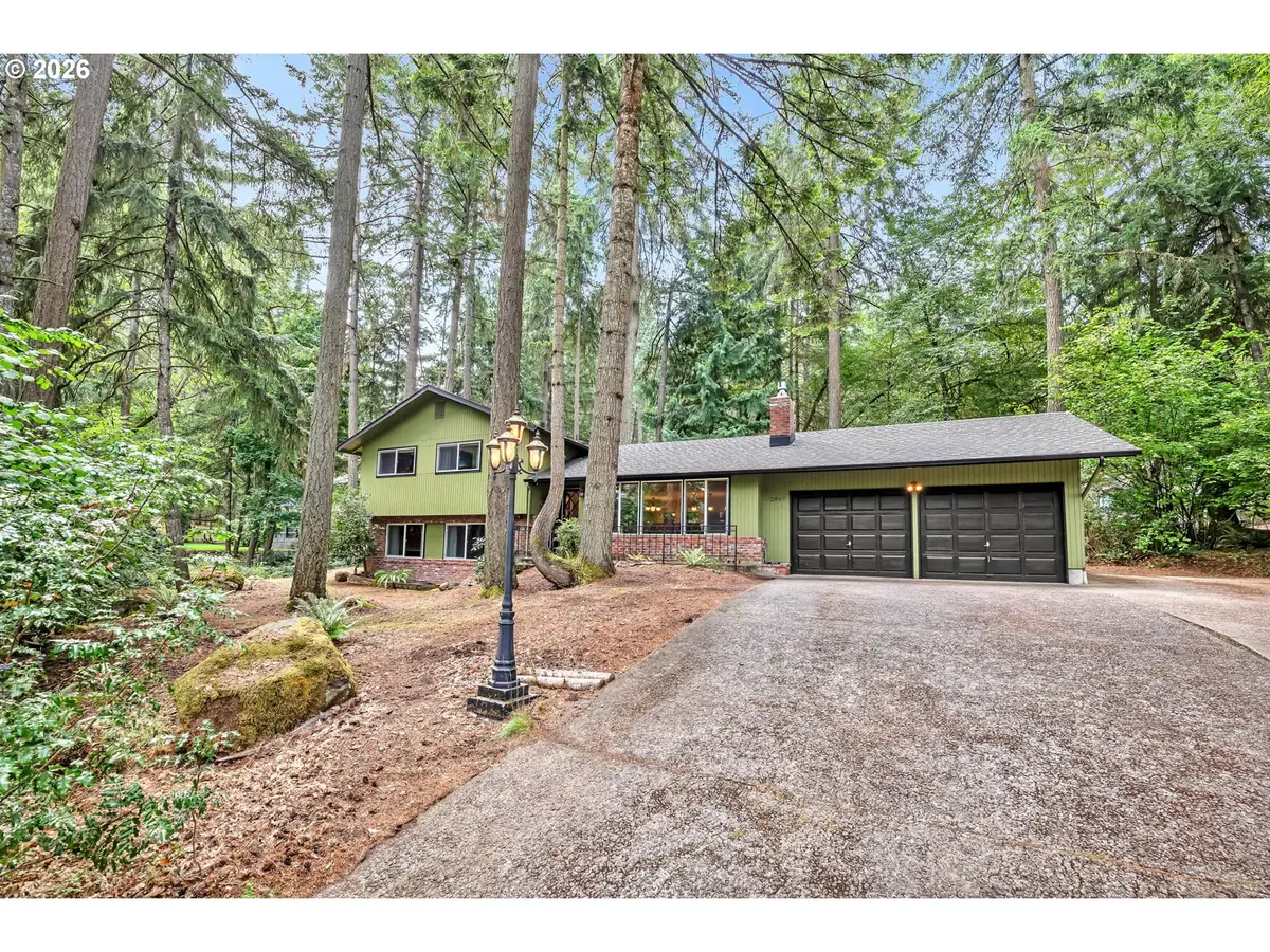 2897 Timberline Dr, Eugene, OR 97405 - #1