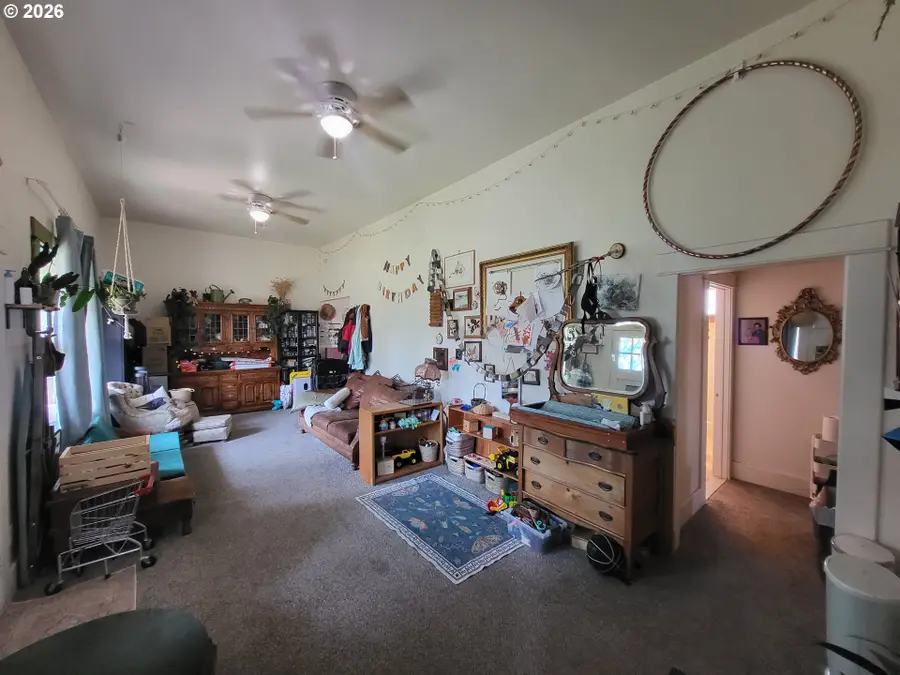 204 First St, Moro, OR 97039 - #3