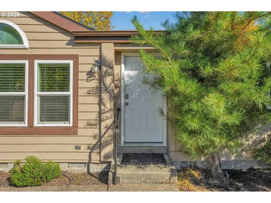 1655 S Elm St, Canby, OR 97013 - #2
