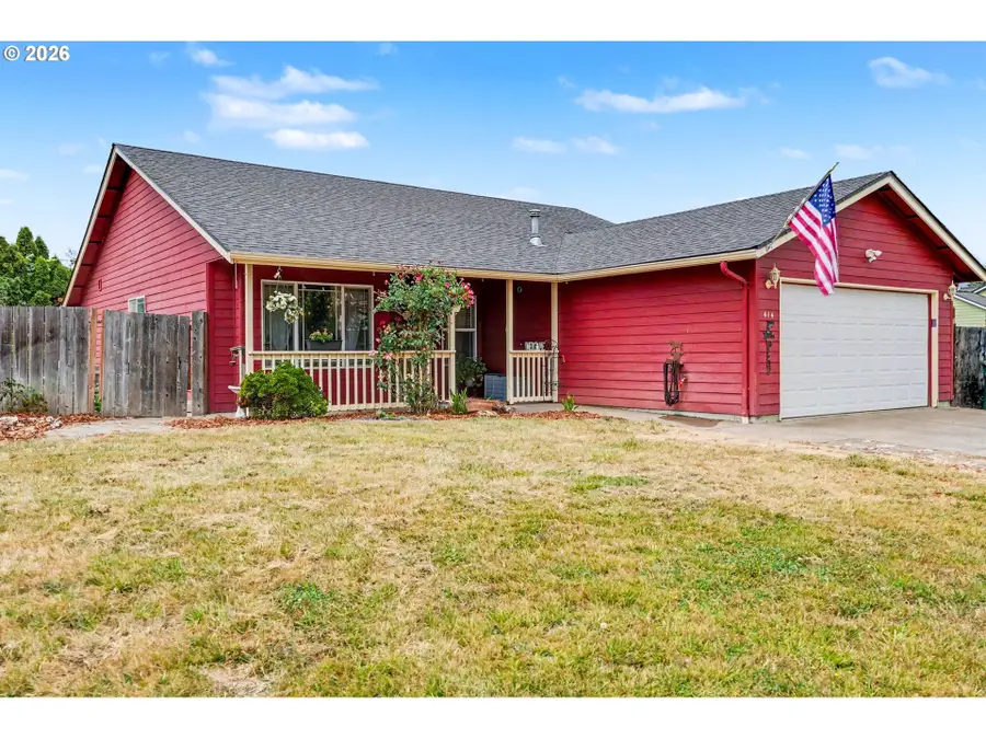 414 Edwards Rd, Monmouth, OR 97361 - #2