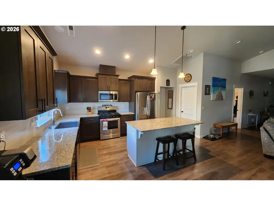 1130 NE 17th St, Battle Ground, WA 98604 - #2