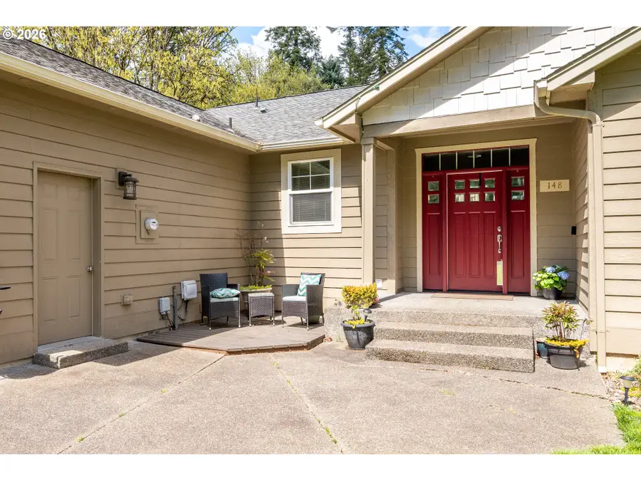 148 W Canyon View Dr, Longview, WA 98632 - #2