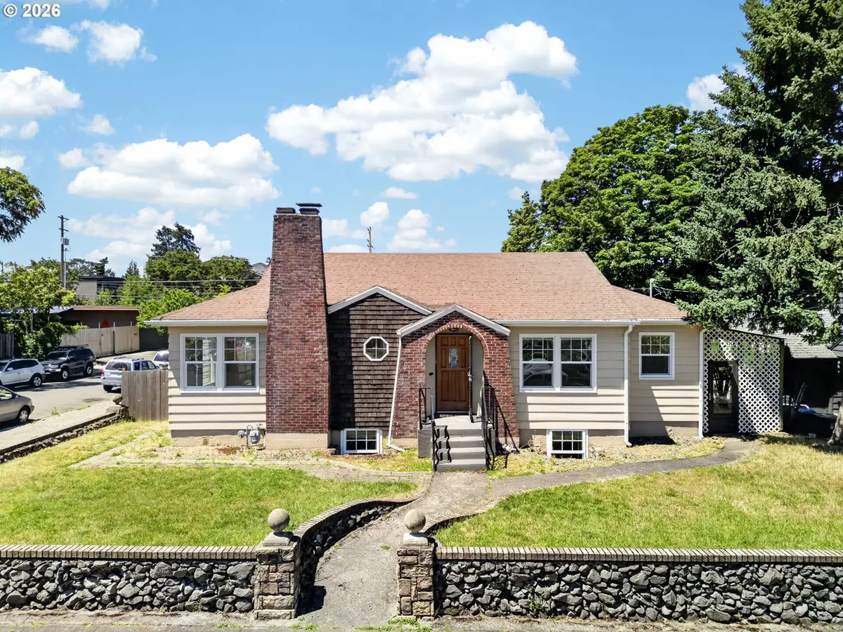 6907 N Maryland Ave, Portland, OR 97217 - #1