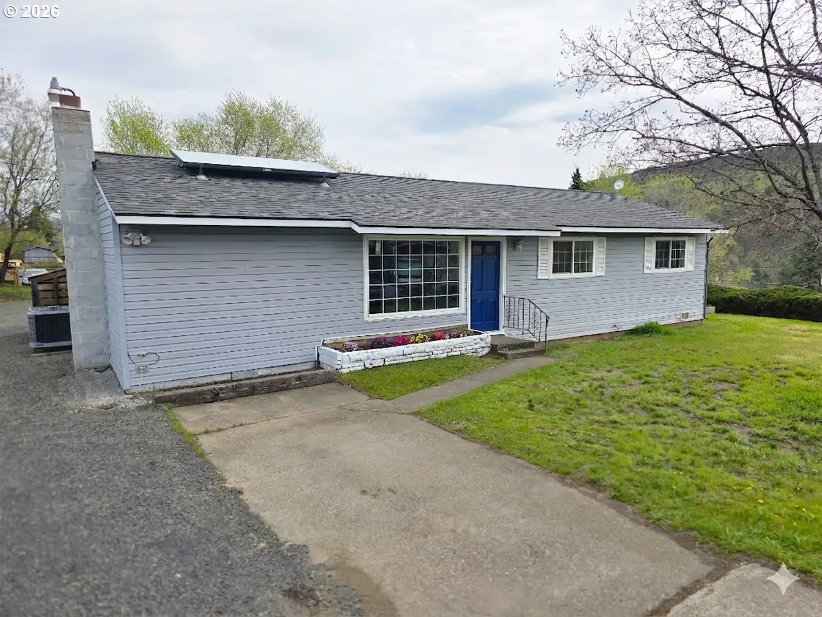 1027 Sunflower St, Chenoweth, OR 97058 - #1