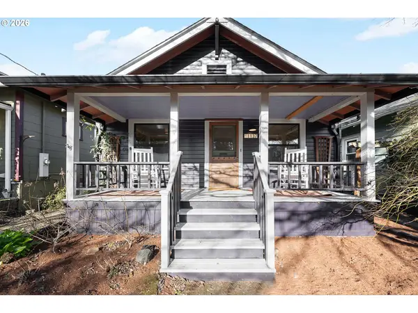 1137 SE Lexington St, Portland, OR 97202