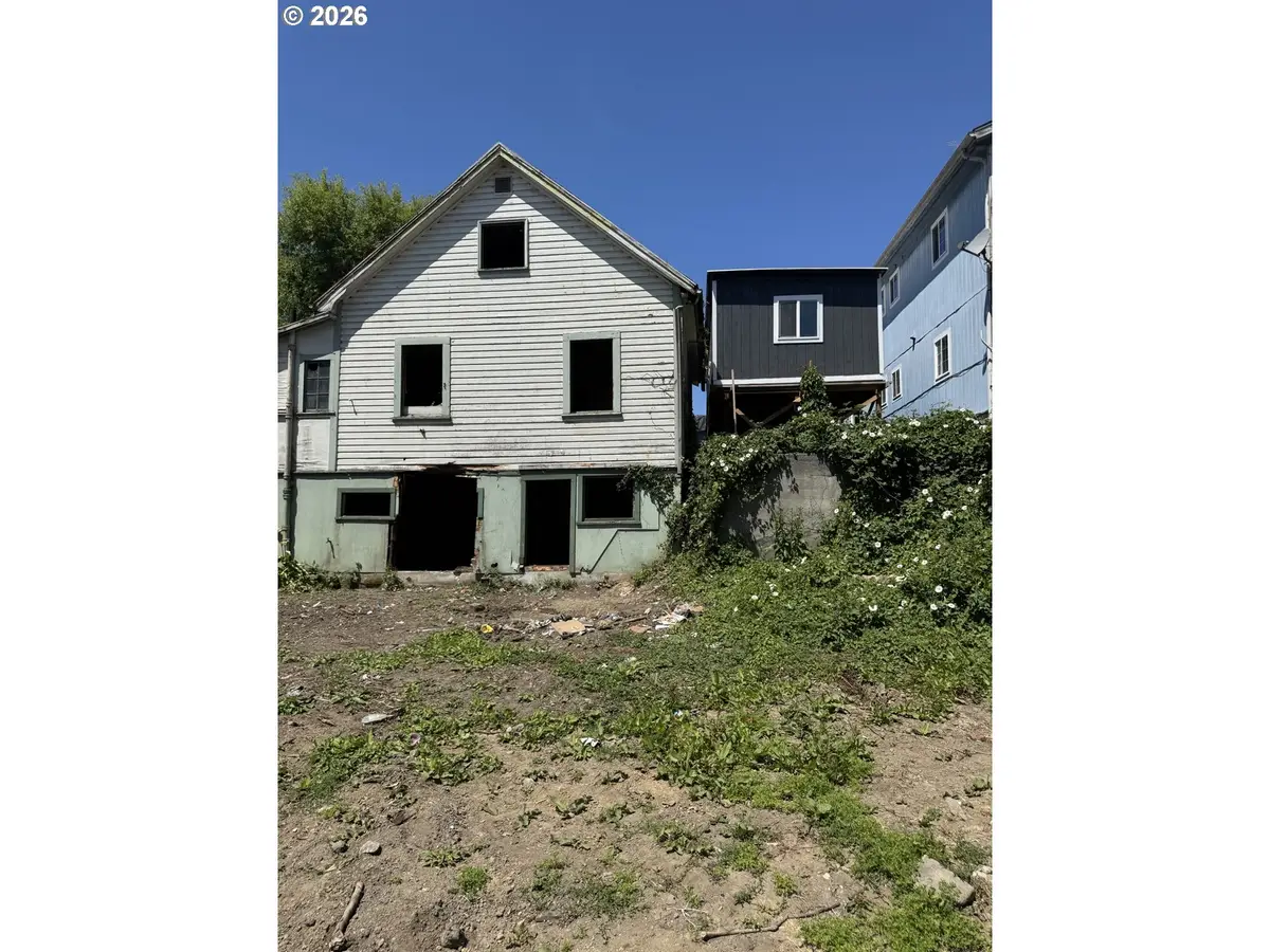 63776 Ellen St, Bunker Hill, OR 97420 - #1