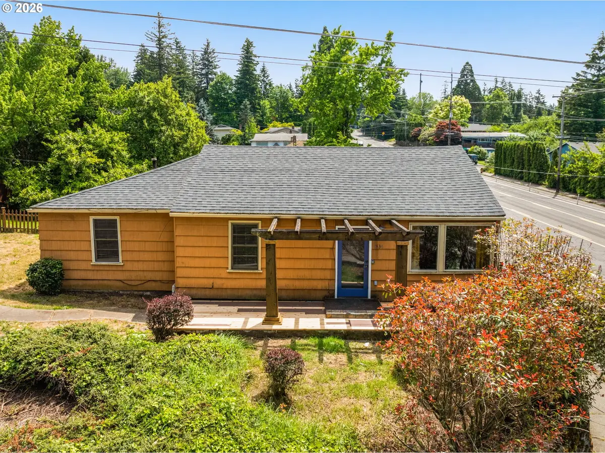 4836 SW Coronado St, Portland, OR 97219 - #1