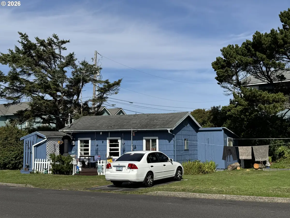 546 NW 10th St, Newport, OR 97365 - #1