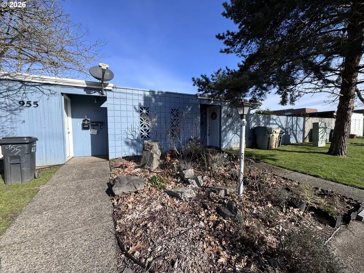951 NW Grant Ave, Corvallis, OR 97330 - #1