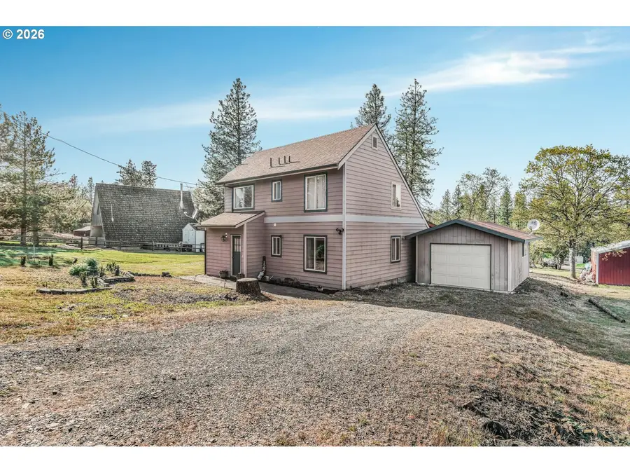 127 S Mike Rd, Pine Hollow, OR 97063 - #2