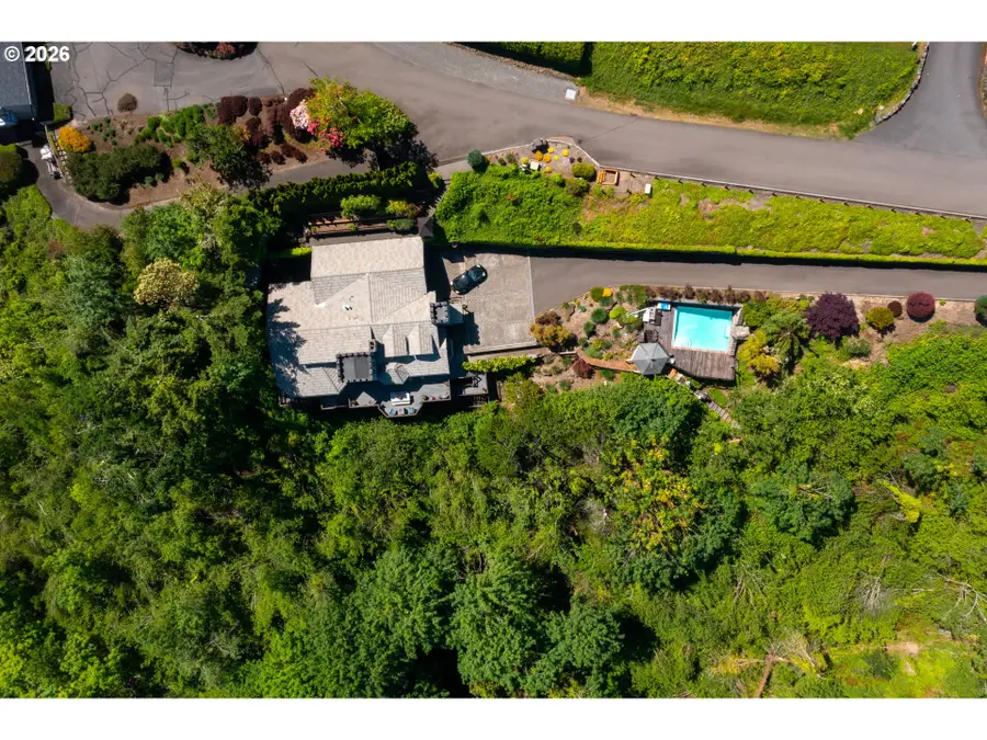 1777 Skyland Dr, Stafford, OR 97034 - #2