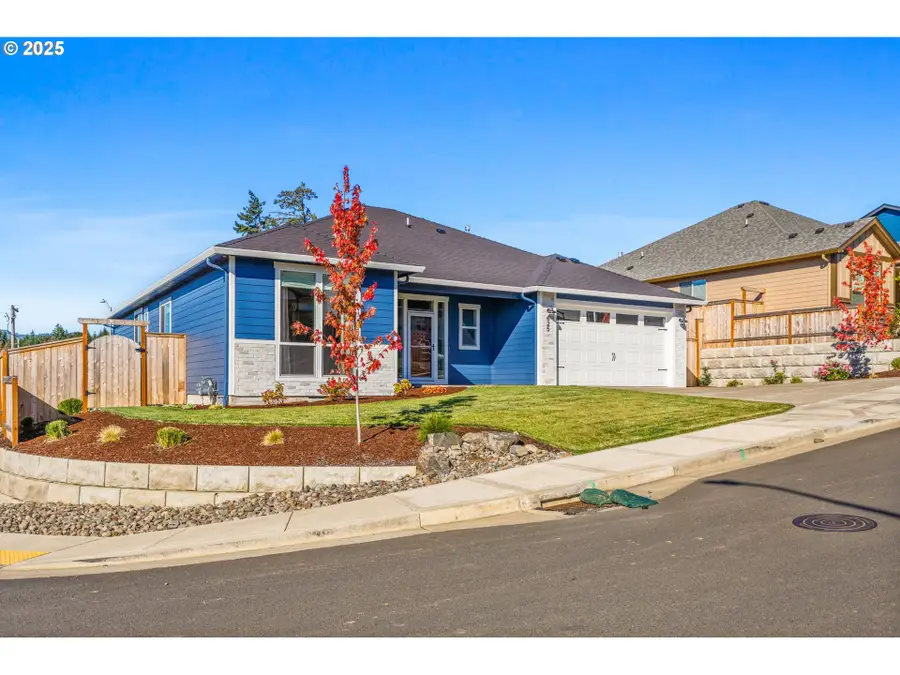 625 NW Crater Lake Dr, Dallas, OR 97338 - Image #3