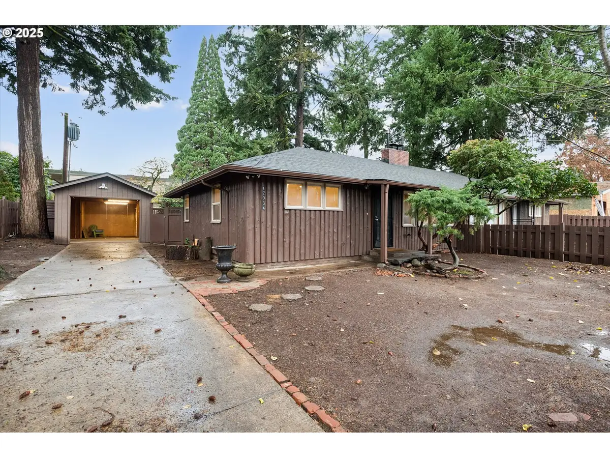 12030 NE Holladay St, Portland, OR 97220 - Image #1