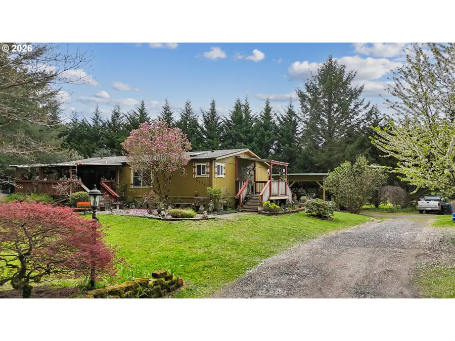 4116 NW Fir Tree Dr, Woodland, WA 98674 - #2