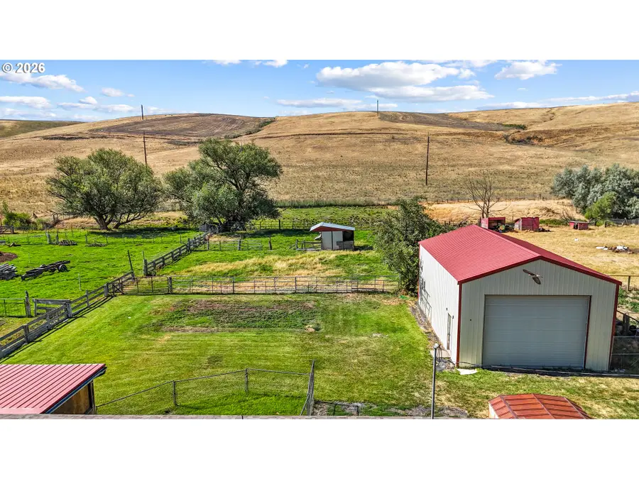 46113 Adams Rd, Pendleton, OR 97801 - #3