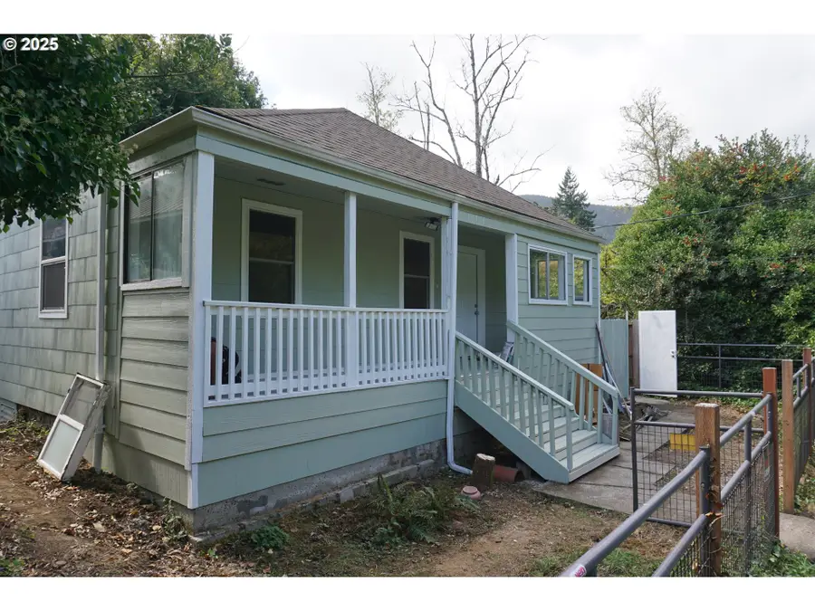 91716 Taylorville Rd, Westport, OR 97016 - #2