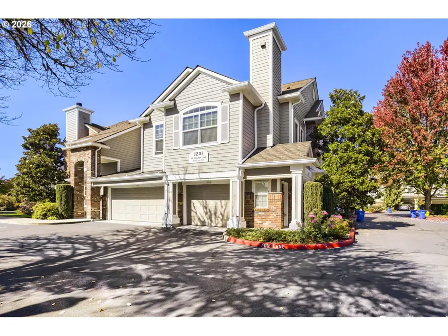 1231 NE Horizon Loop #209, Hillsboro, OR 97124 - #2