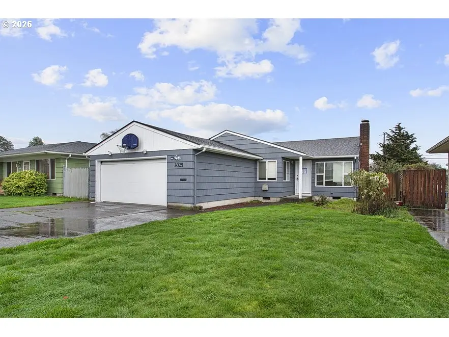 3025 Maple St, Longview, WA 98632 - #1