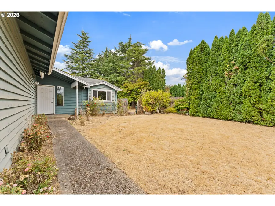 2460 S Dogwood St, Cornelius, OR 97113 - #2