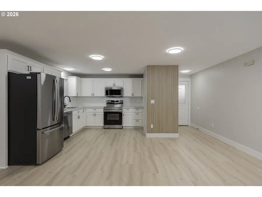 601 W 1st St #13, Newberg, OR 97132 - #3