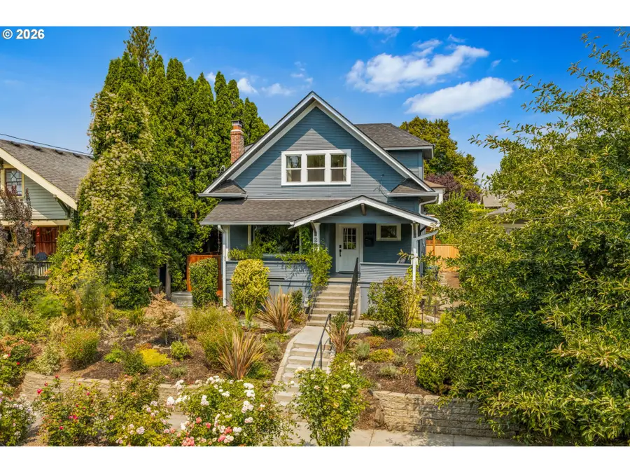 2307 NE Everett St, Portland, OR 97232 - #3