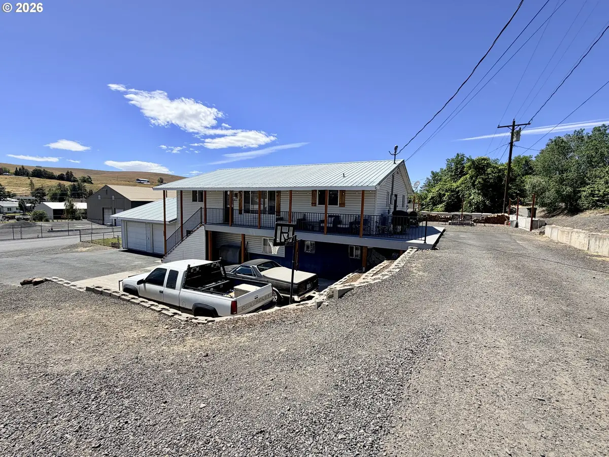 325 W Linden Way, Heppner, OR 97836 - #1