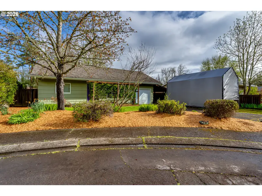2125 W 19th Pl, Eugene, OR 97405 - #2