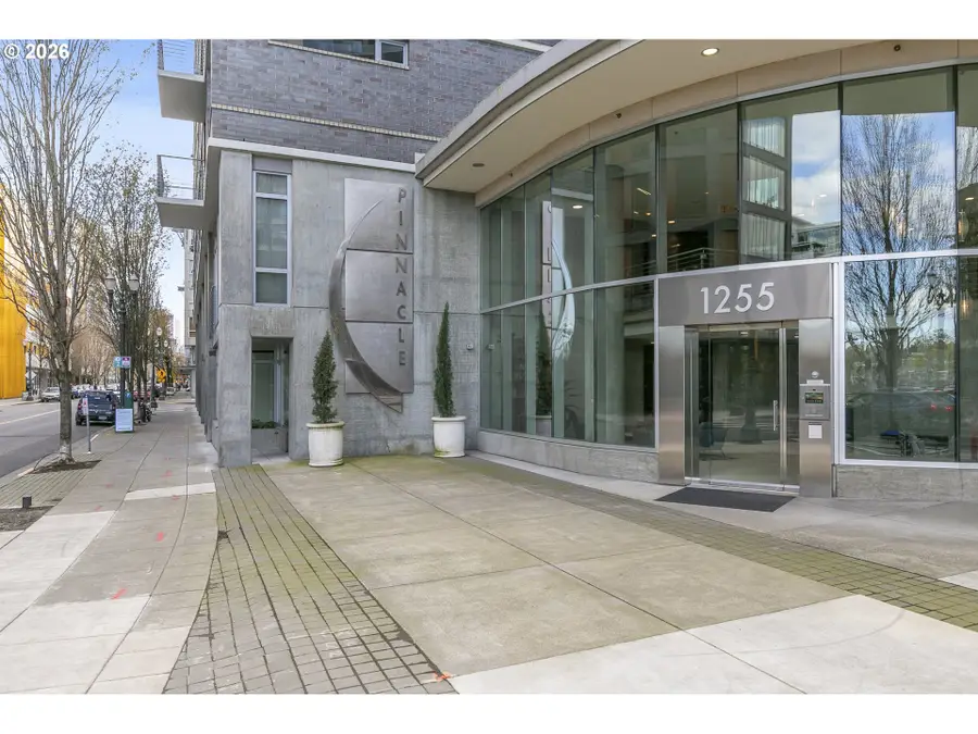 1255 NW 9th Ave #305, Portland, OR 97209 - #3
