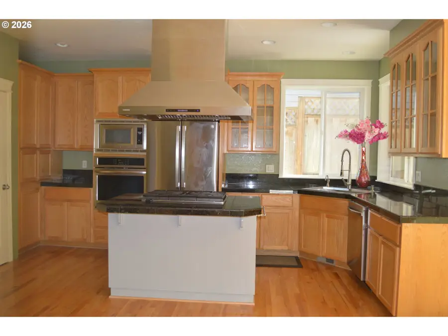 13610 SE Snowfire Dr, Happy Valley, OR 97086 - #3